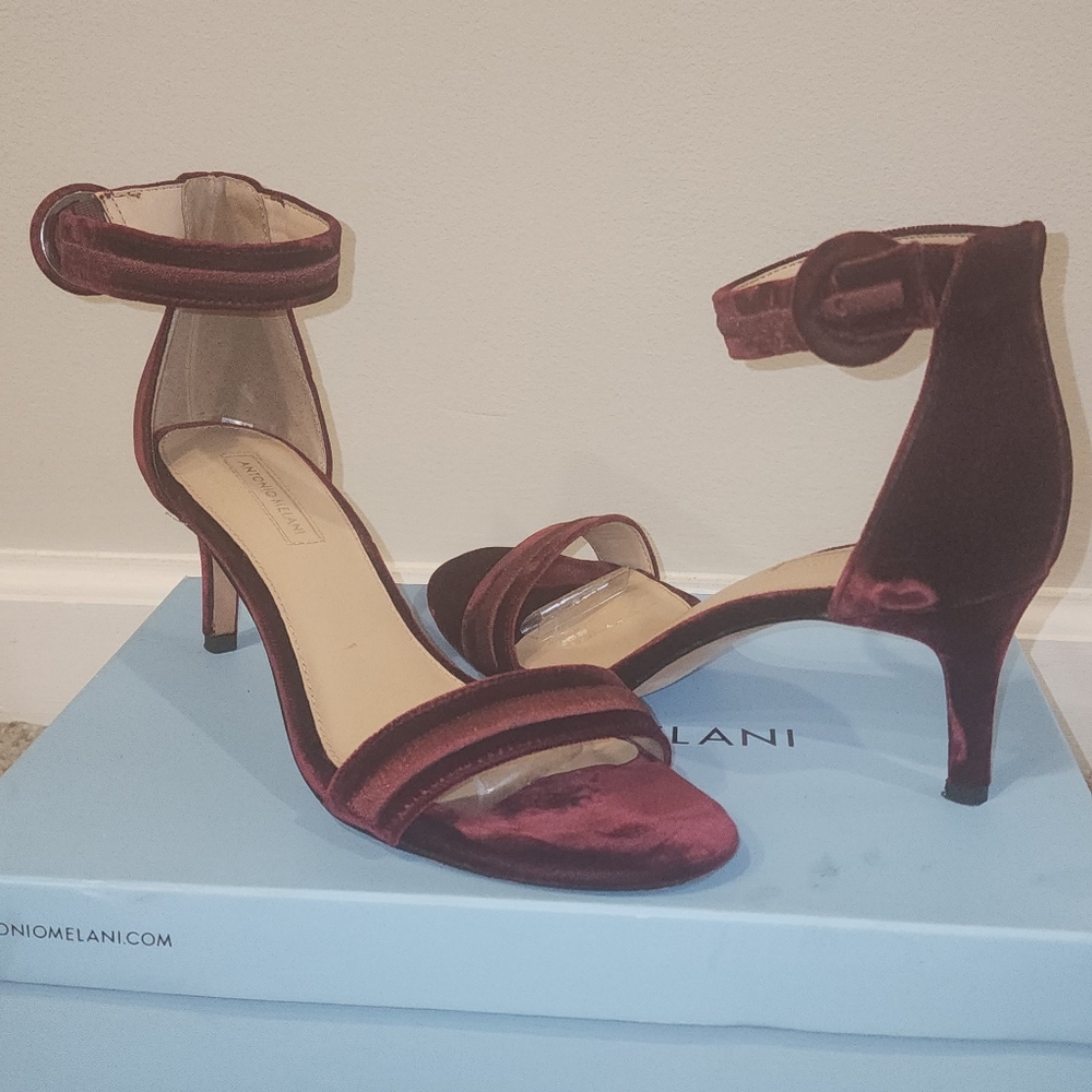 ANTONIO MELANI Red Heels Elegant Design